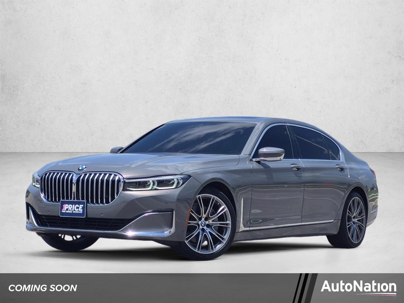 2022 BMW 740i Sedan