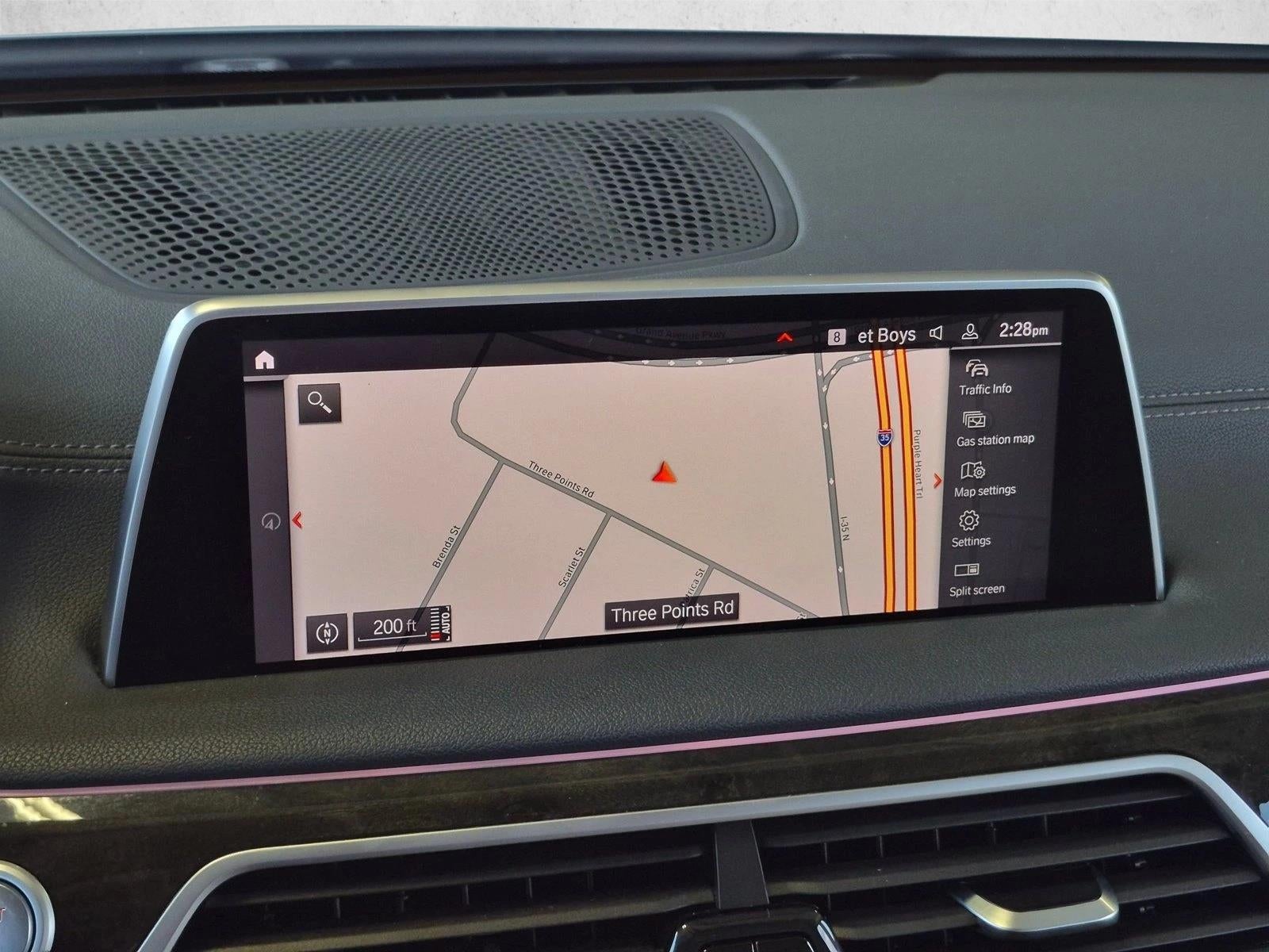 2022 BMW 740i Sedan