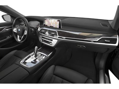2022 BMW 740i Sedan