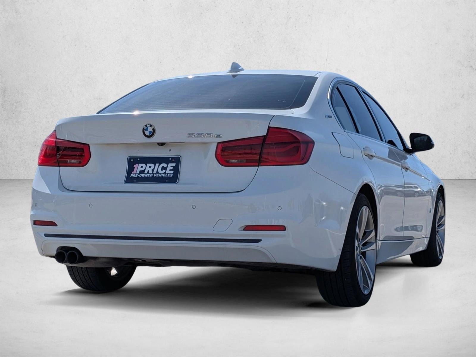 2018 BMW 330e iPerformance Plug-In Hybrid