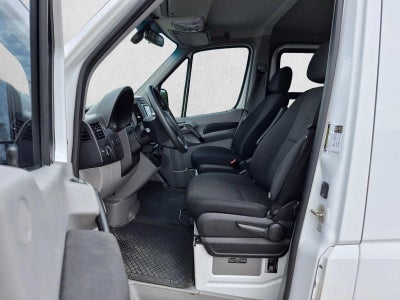 2017 Mercedes-Benz Sprinter Cargo Van 2500 Standard Roof V6 144" Worker RWD