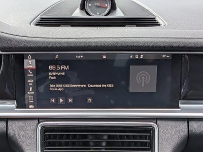 2018 Porsche Panamera RWD