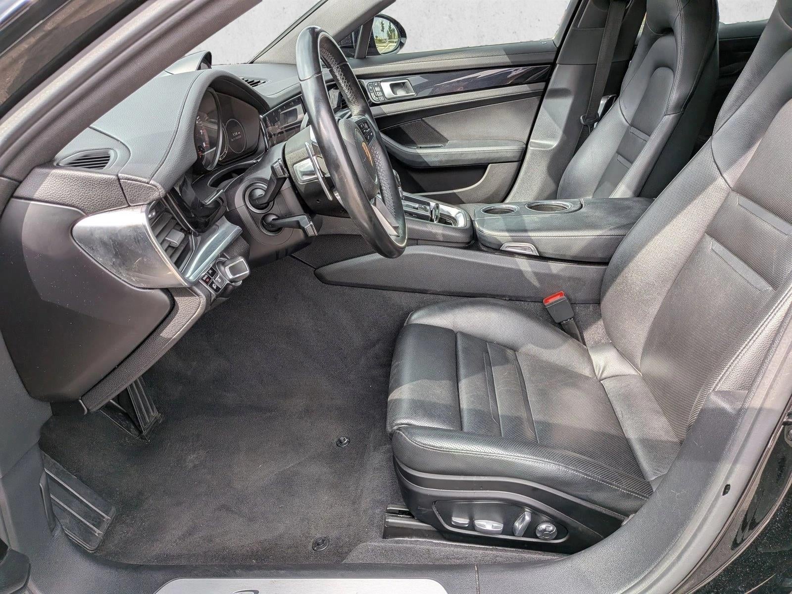 2018 Porsche Panamera RWD