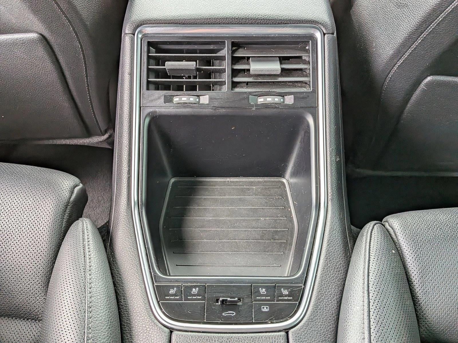 2018 Porsche Panamera RWD