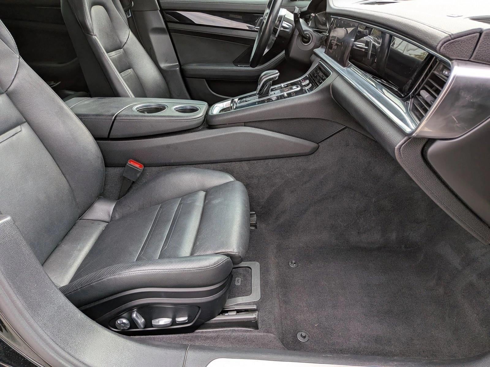 2018 Porsche Panamera RWD