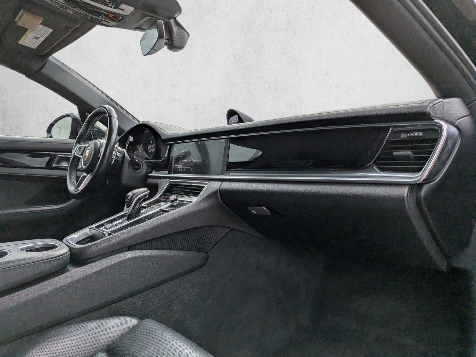 2018 Porsche Panamera RWD