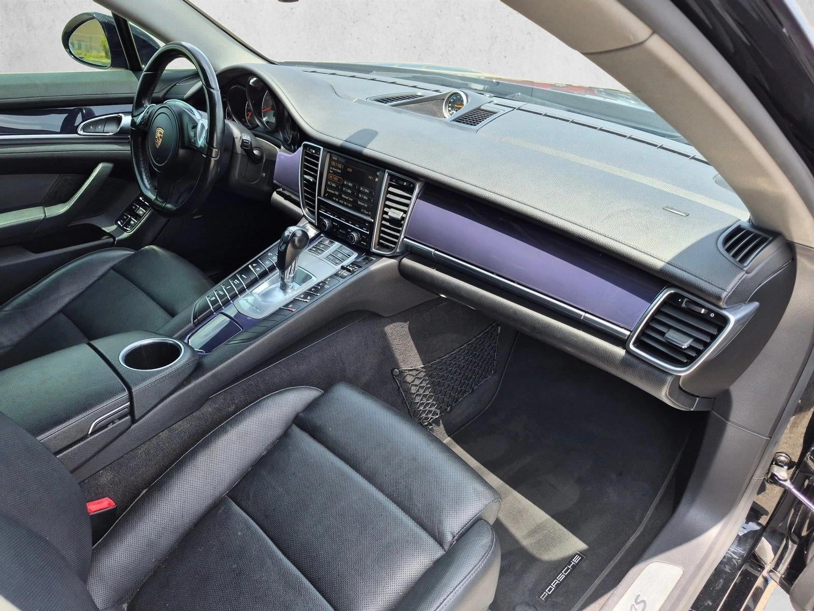 2015 Porsche Panamera 4dr HB 4S