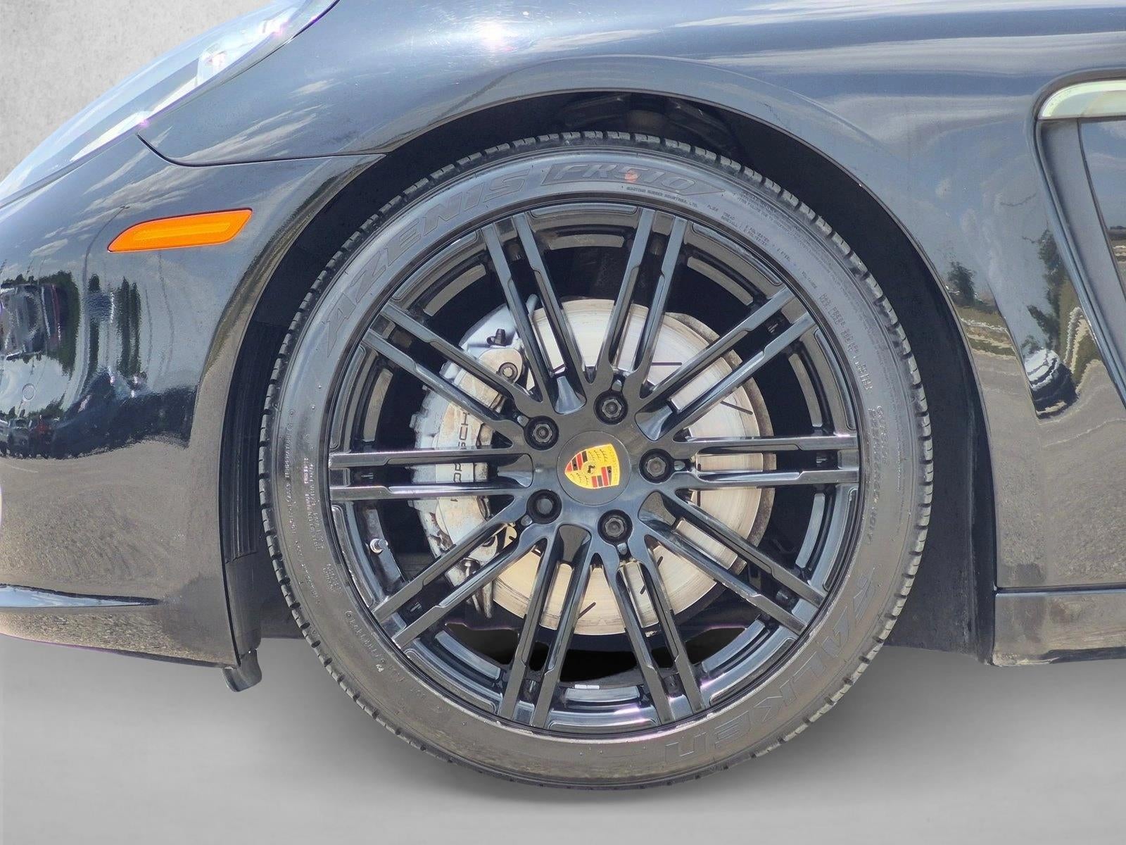 2015 Porsche Panamera 4dr HB 4S