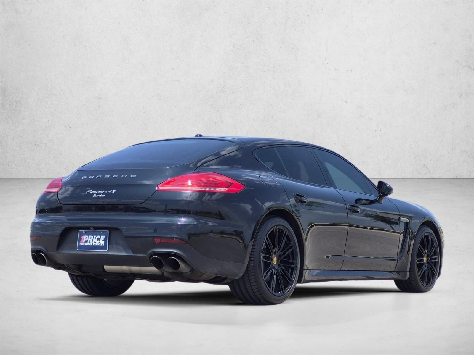 2015 Porsche Panamera 4dr HB 4S