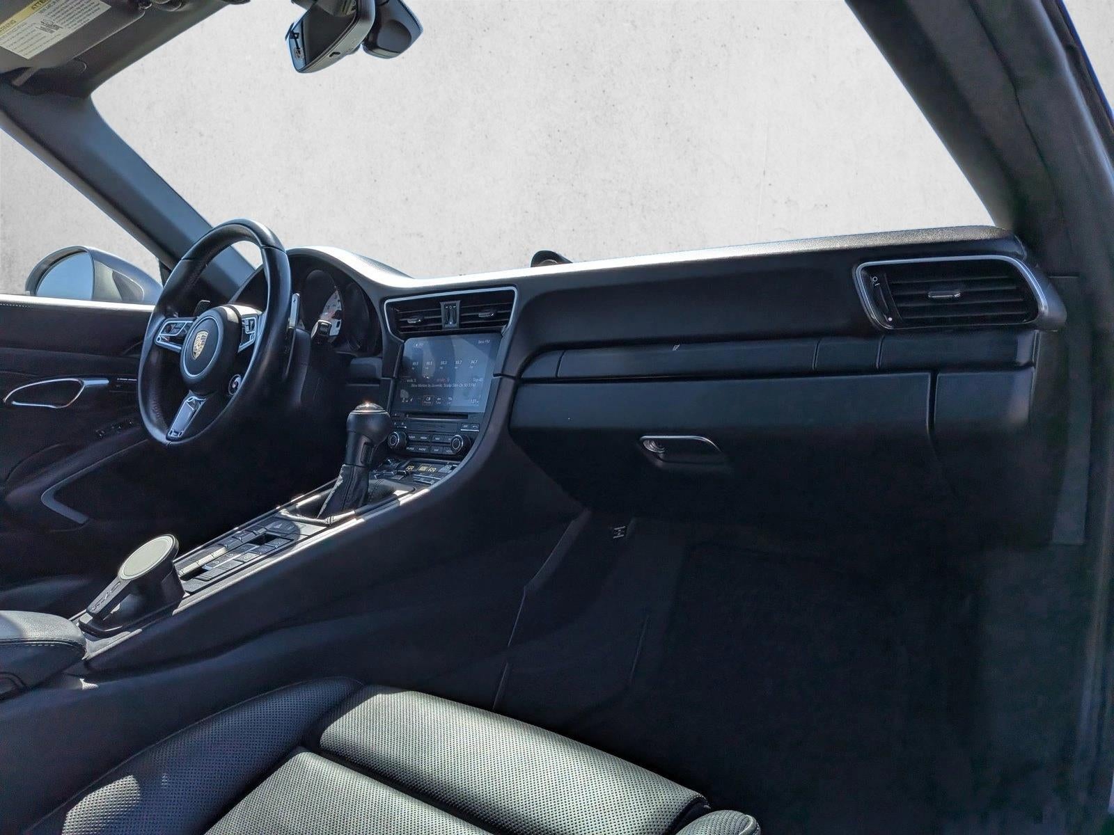 2017 Porsche 911 Carrera GTS Cabriolet