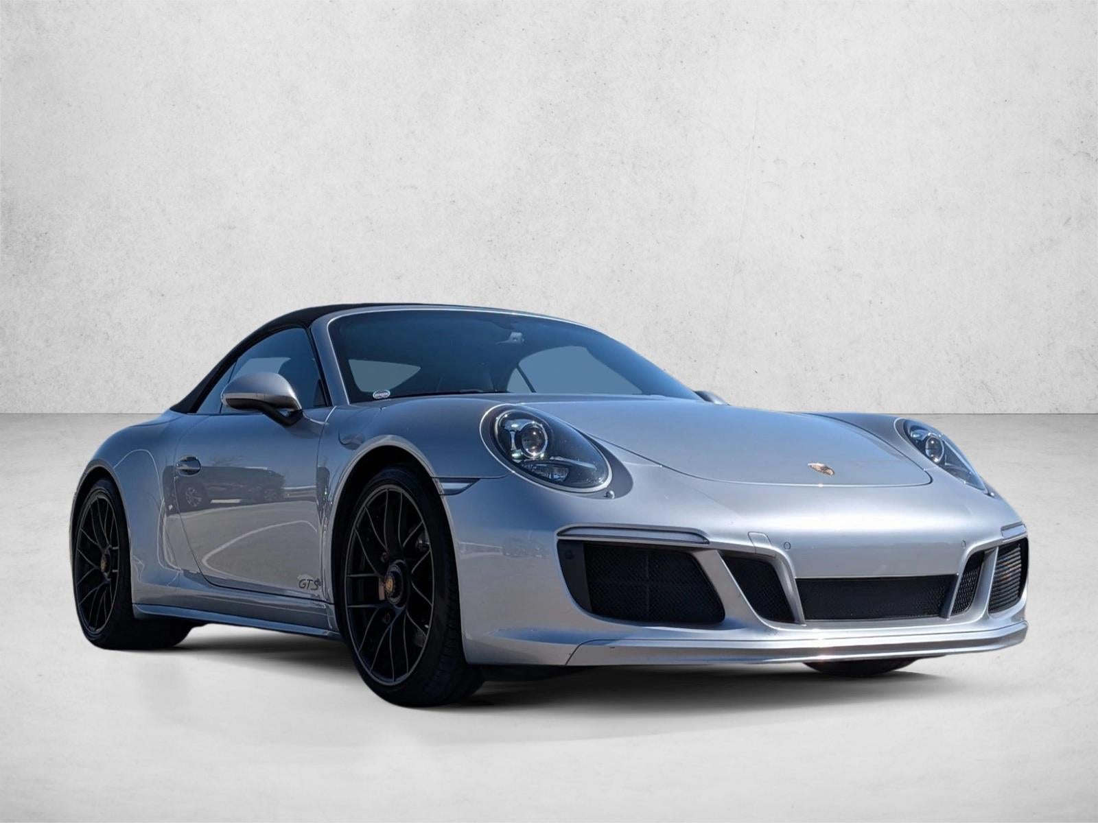 2017 Porsche 911 Carrera GTS Cabriolet