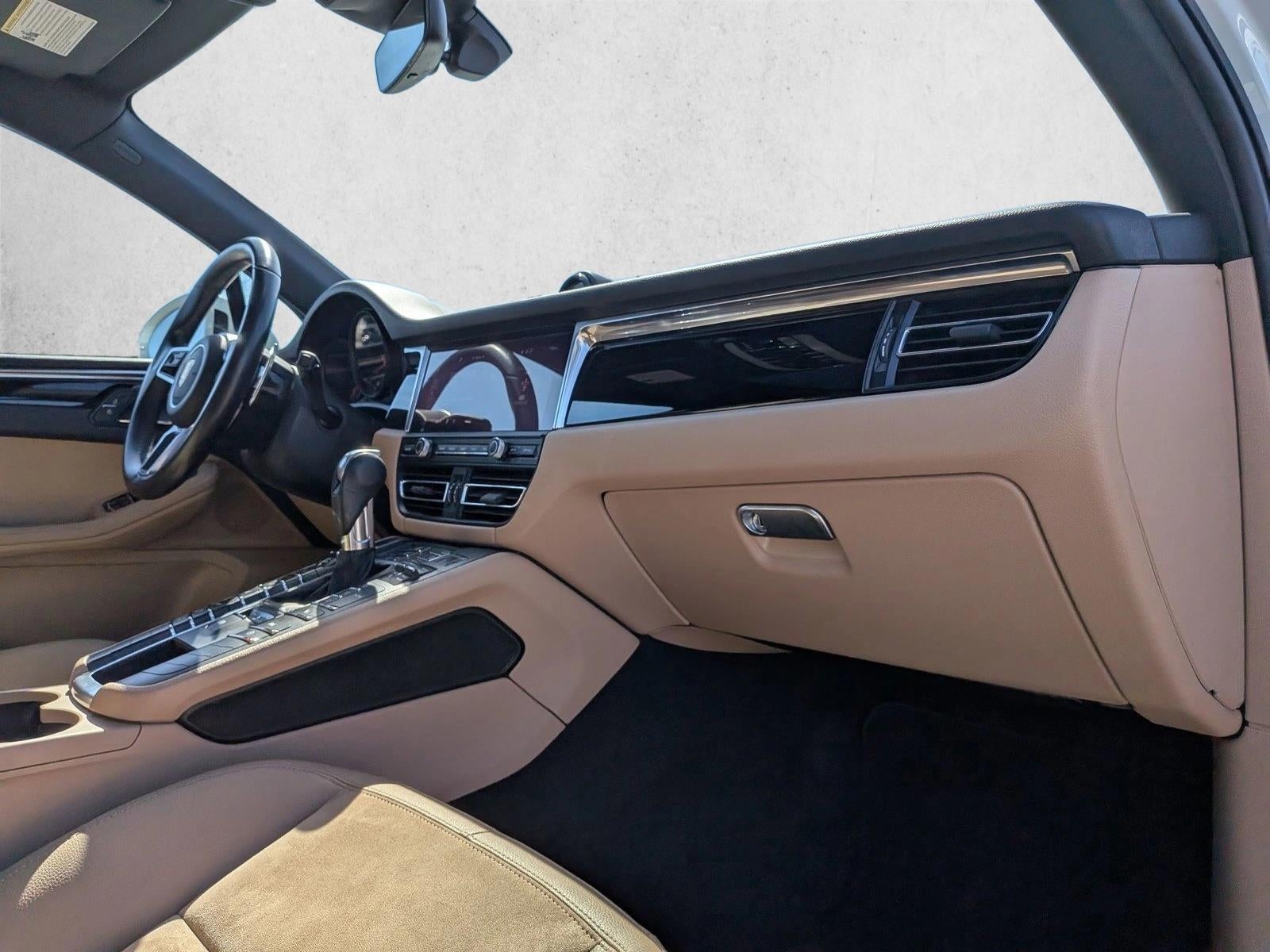 2021 Porsche Macan AWD