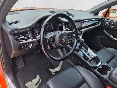 2022 Porsche Macan AWD