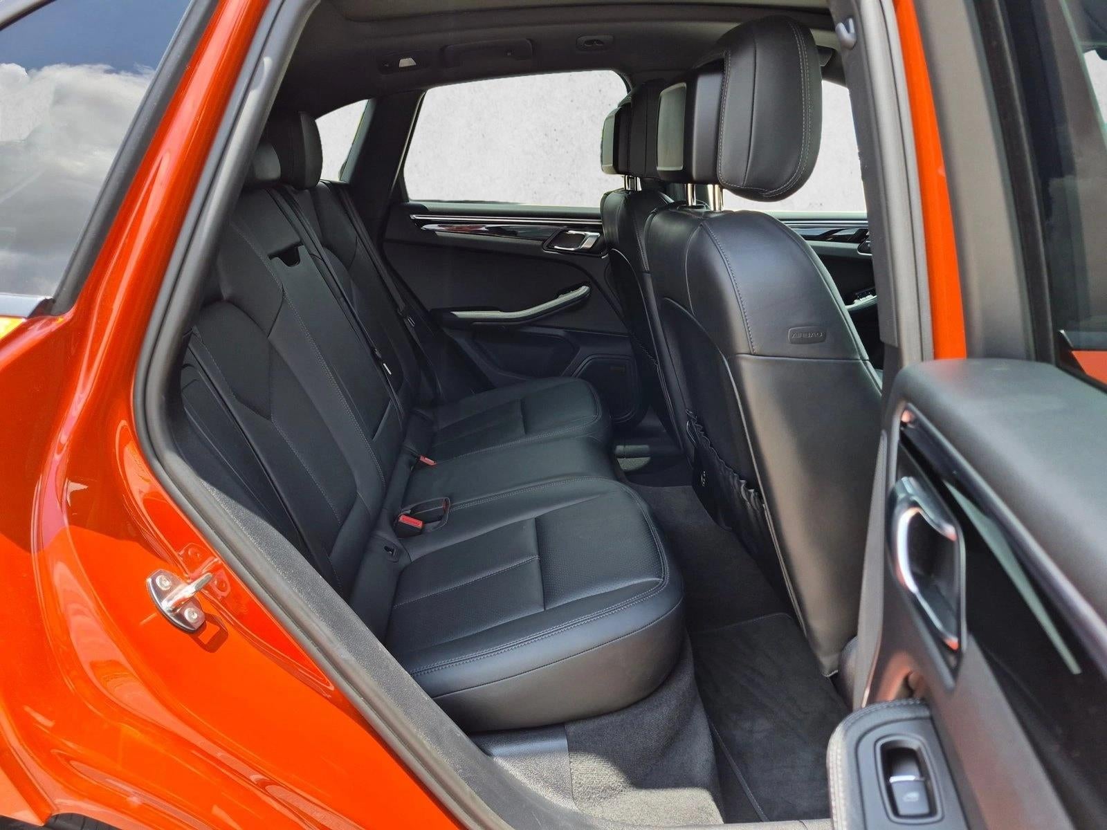 2022 Porsche Macan AWD