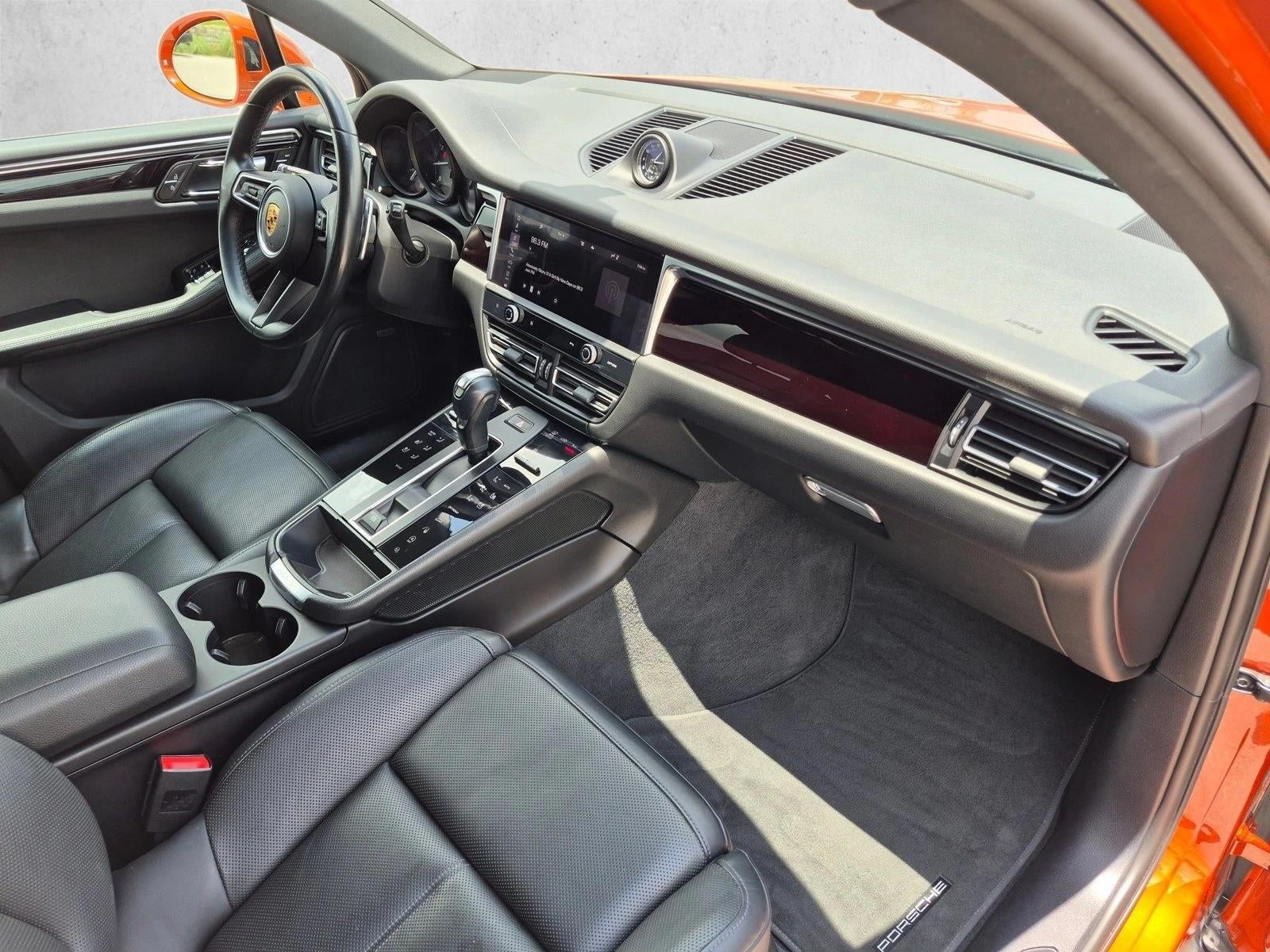 2022 Porsche Macan AWD