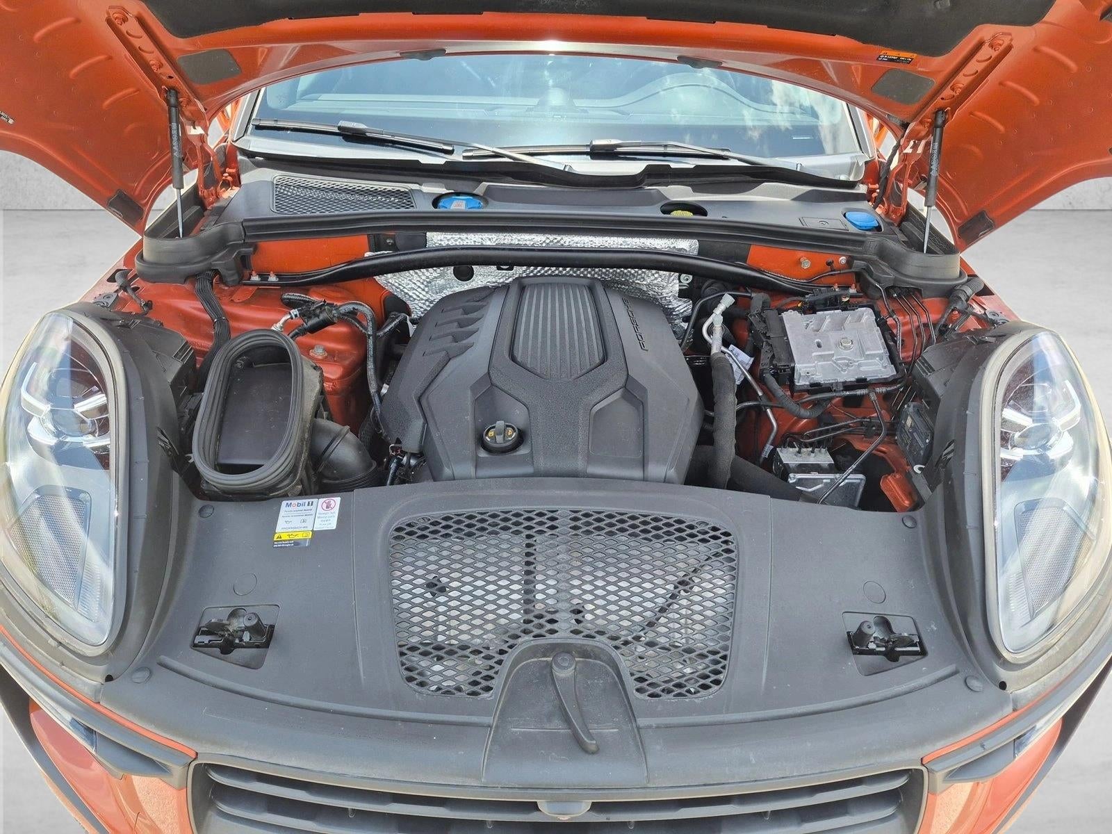 2022 Porsche Macan AWD