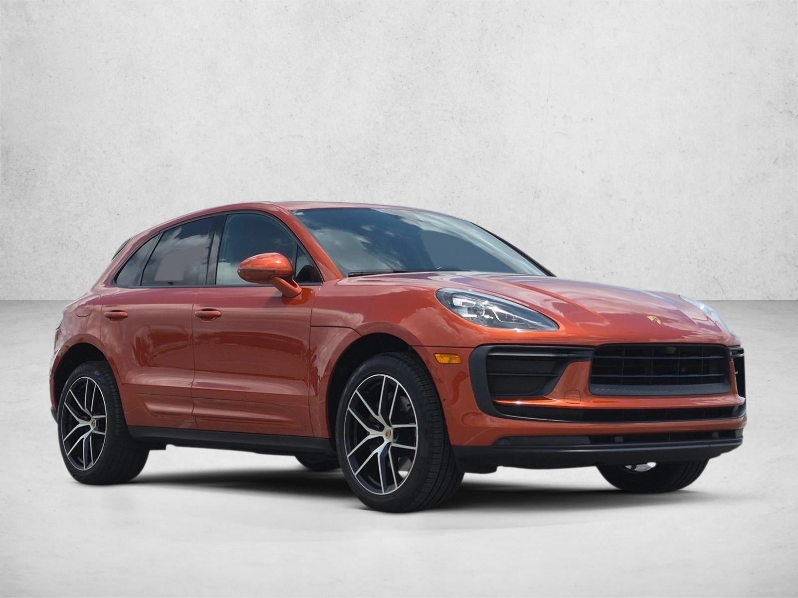 2022 Porsche Macan AWD