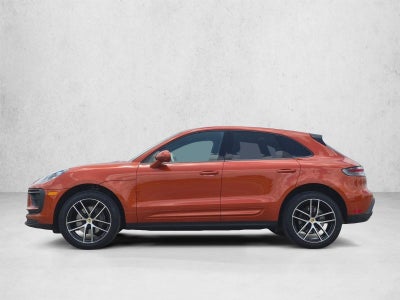 2022 Porsche Macan AWD