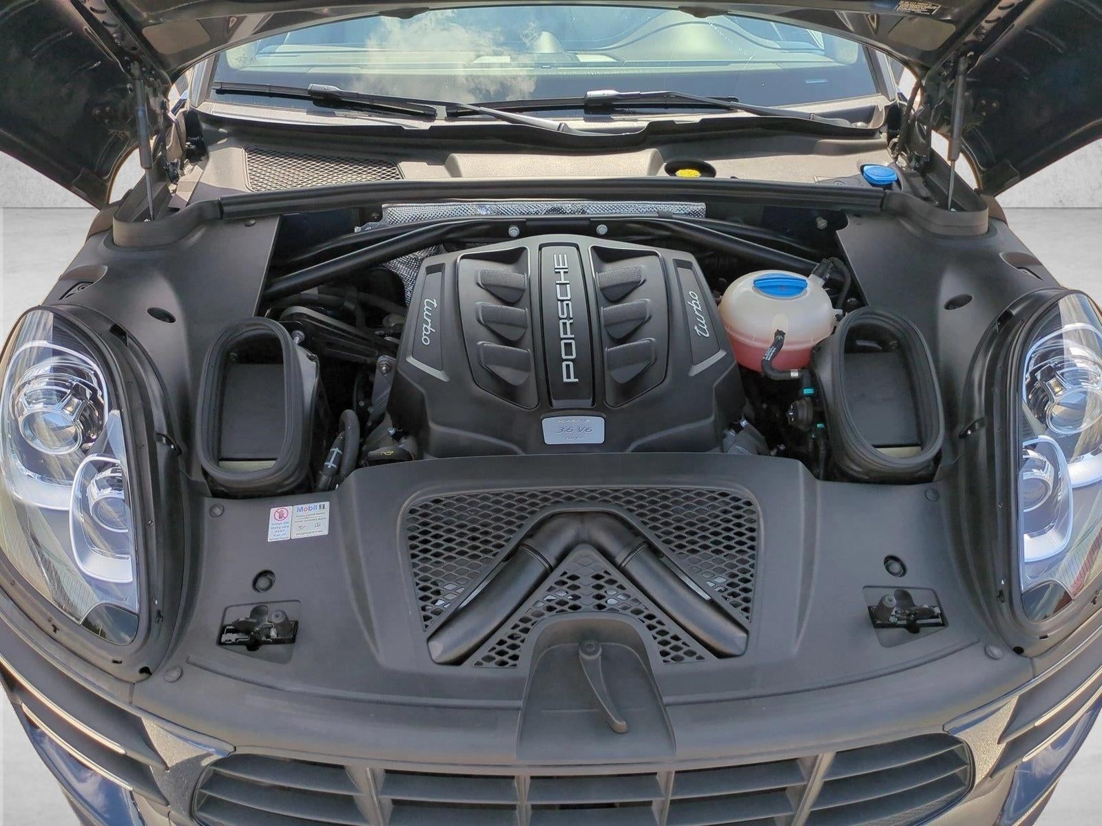 2016 Porsche Macan AWD 4dr Turbo
