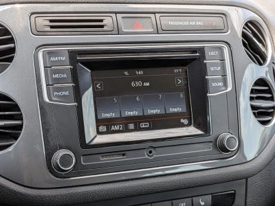2016 Volkswagen Tiguan 2WD 4dr Auto S