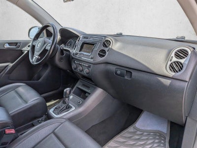 2016 Volkswagen Tiguan 2WD 4dr Auto S