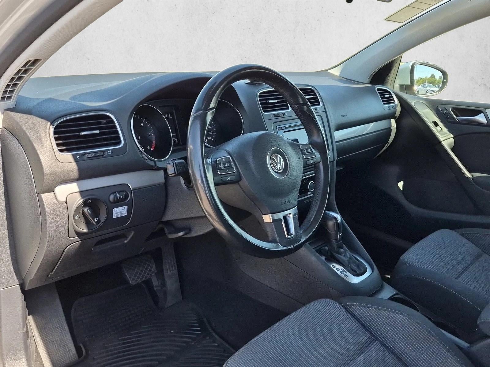 2014 Volkswagen Golf 4dr HB DSG TDI