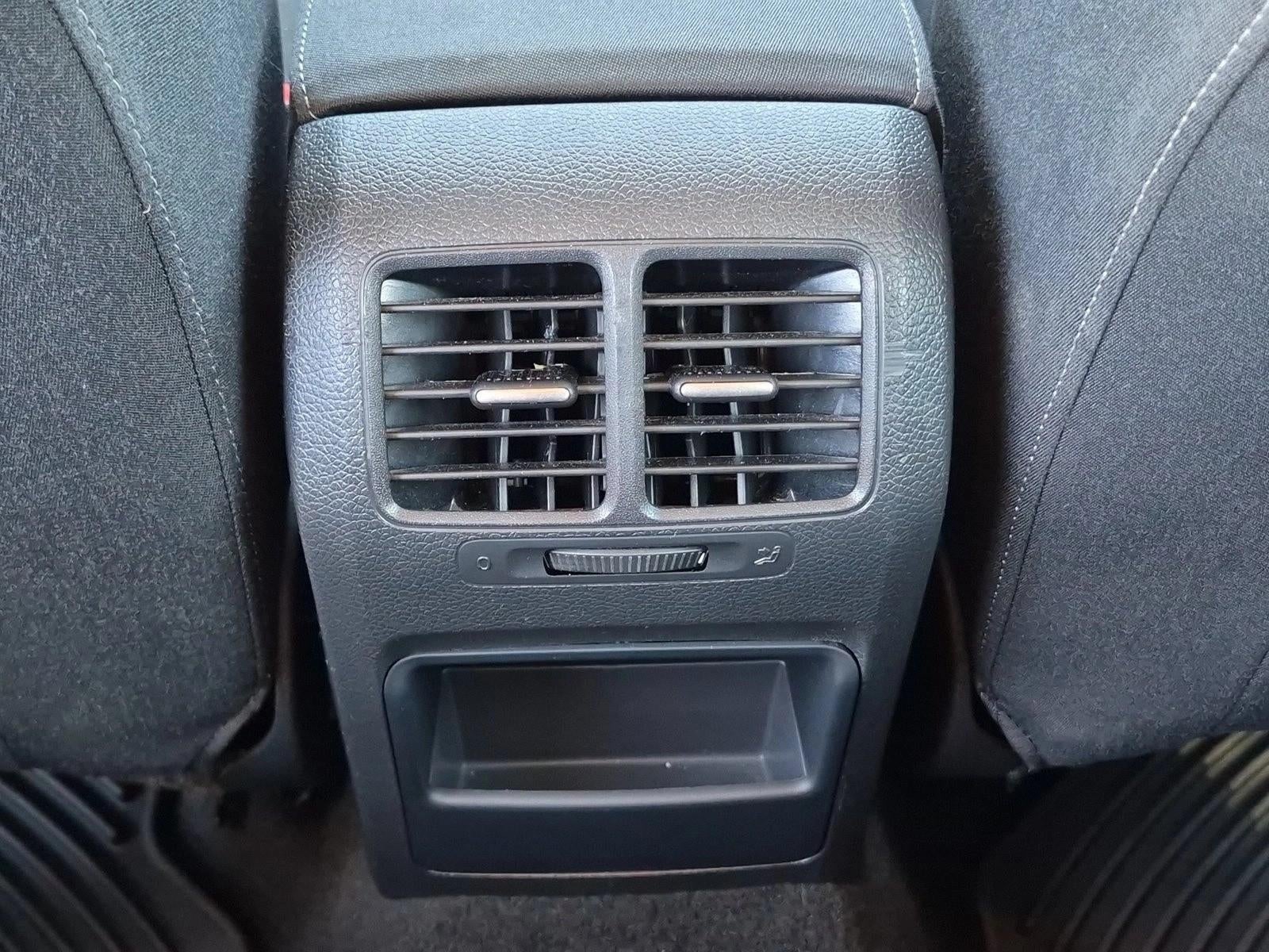 2014 Volkswagen Golf 4dr HB DSG TDI
