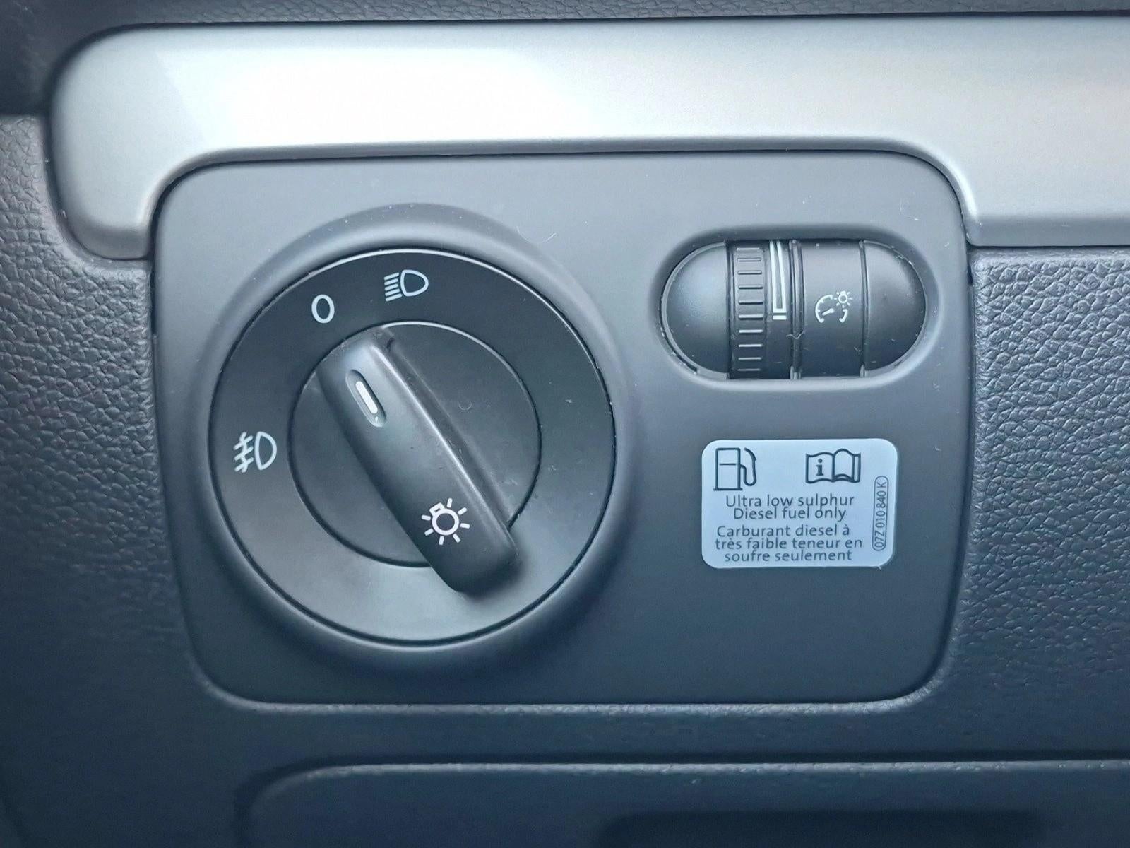 2014 Volkswagen Golf 4dr HB DSG TDI