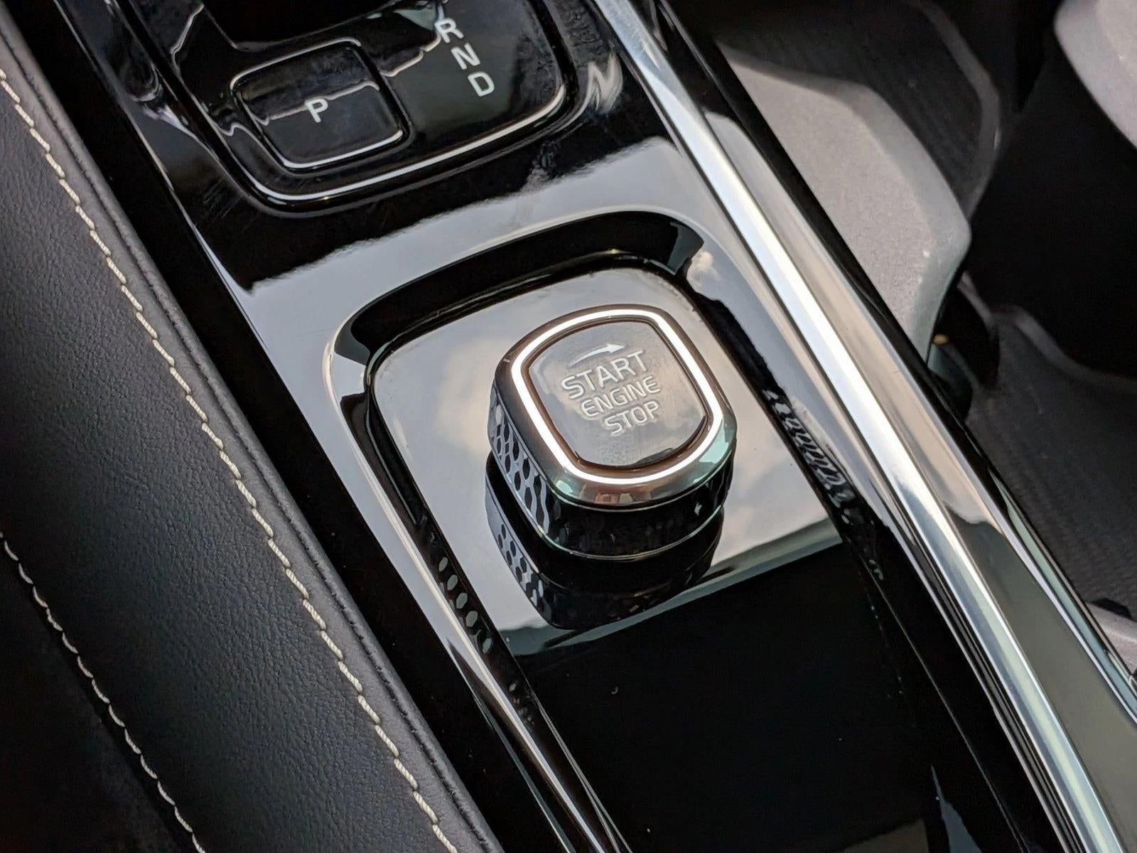 2025 Volvo V60 Plug-In Hybrid T8 AWD Polestar Engineered