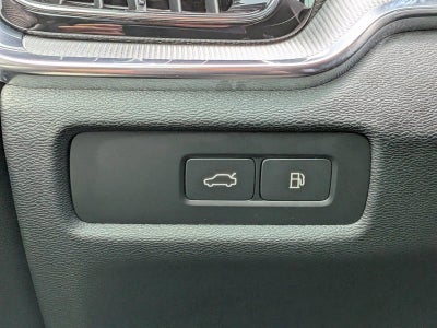 2025 Volvo V60 Plug-In Hybrid T8 AWD Polestar Engineered