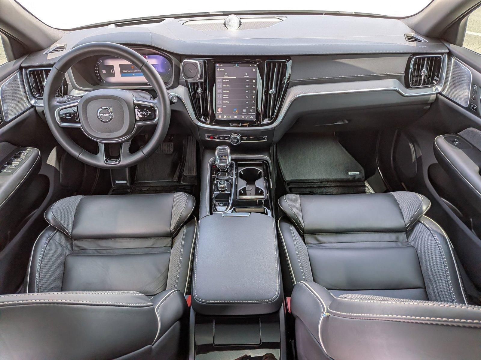 2025 Volvo V60 Plug-In Hybrid T8 AWD Polestar Engineered