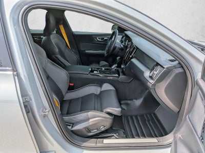 2025 Volvo V60 Plug-In Hybrid T8 AWD Polestar Engineered