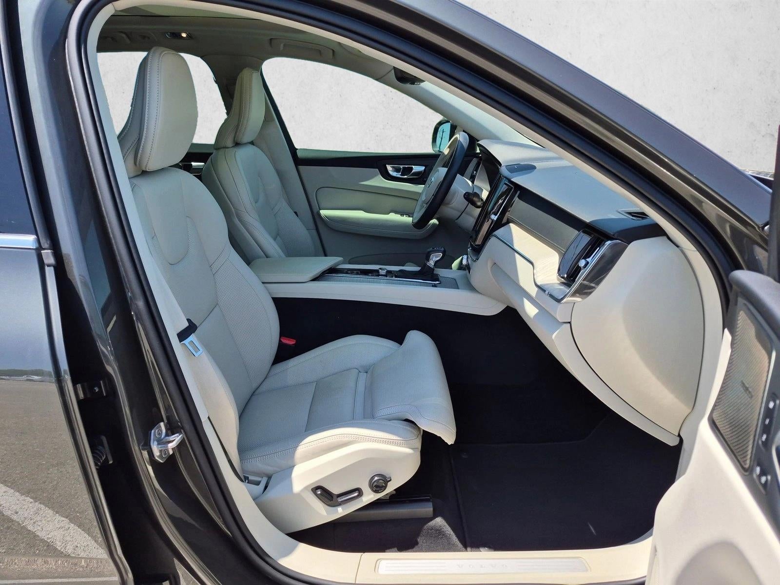 2021 Volvo XC60 T5 AWD Inscription