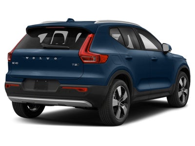2021 Volvo XC40 T5 AWD Momentum