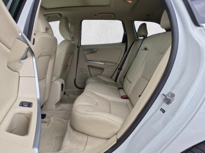 2016 Volvo XC60 FWD 4dr T5 Drive-E Premier