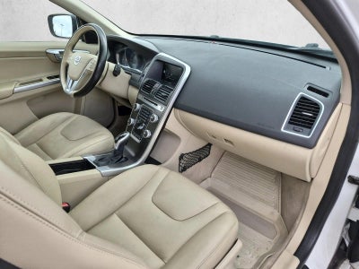 2016 Volvo XC60 FWD 4dr T5 Drive-E Premier