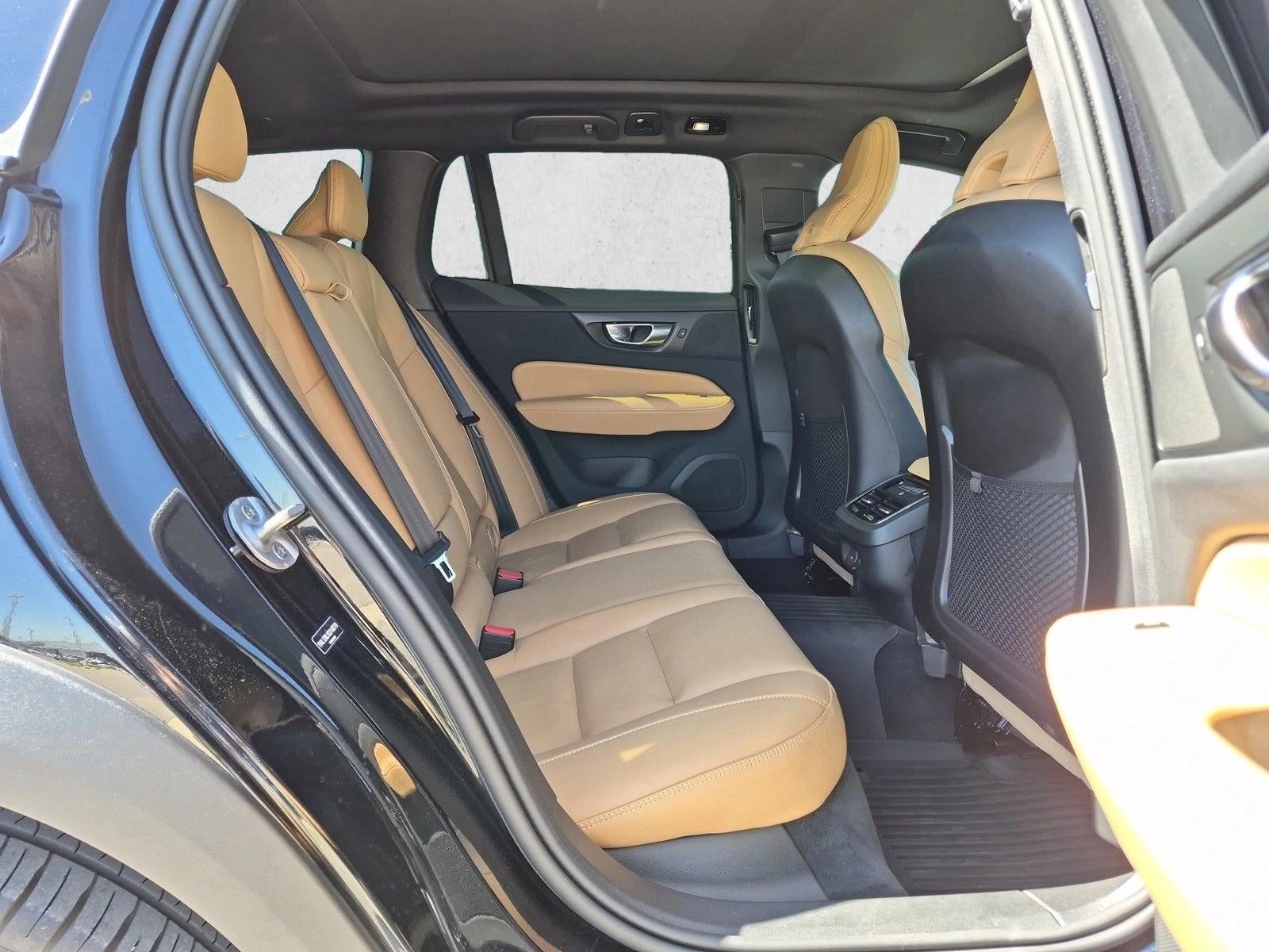 2025 Volvo V60 Cross Country B5 AWD Ultra