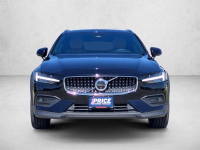 2025 Volvo V60 Cross Country B5 AWD Ultra