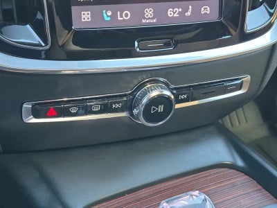 2025 Volvo V60 Cross Country B5 AWD Ultra