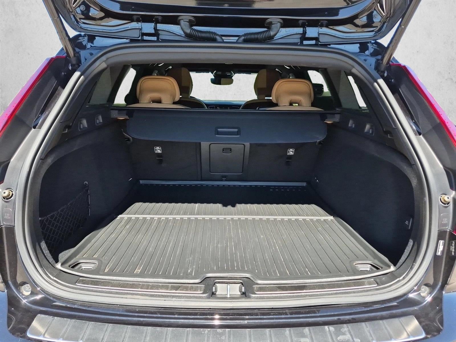 2025 Volvo V60 Cross Country B5 AWD Ultra