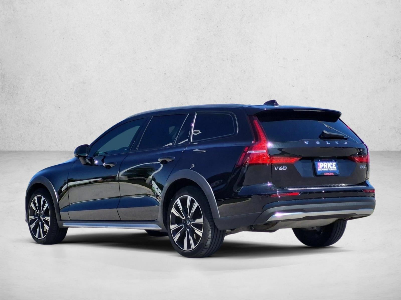 2025 Volvo V60 Cross Country B5 AWD Ultra
