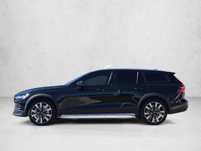 2025 Volvo V60 Cross Country B5 AWD Ultra