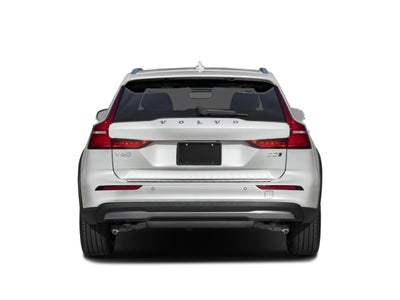 2025 Volvo V60 Cross Country B5 AWD Ultra