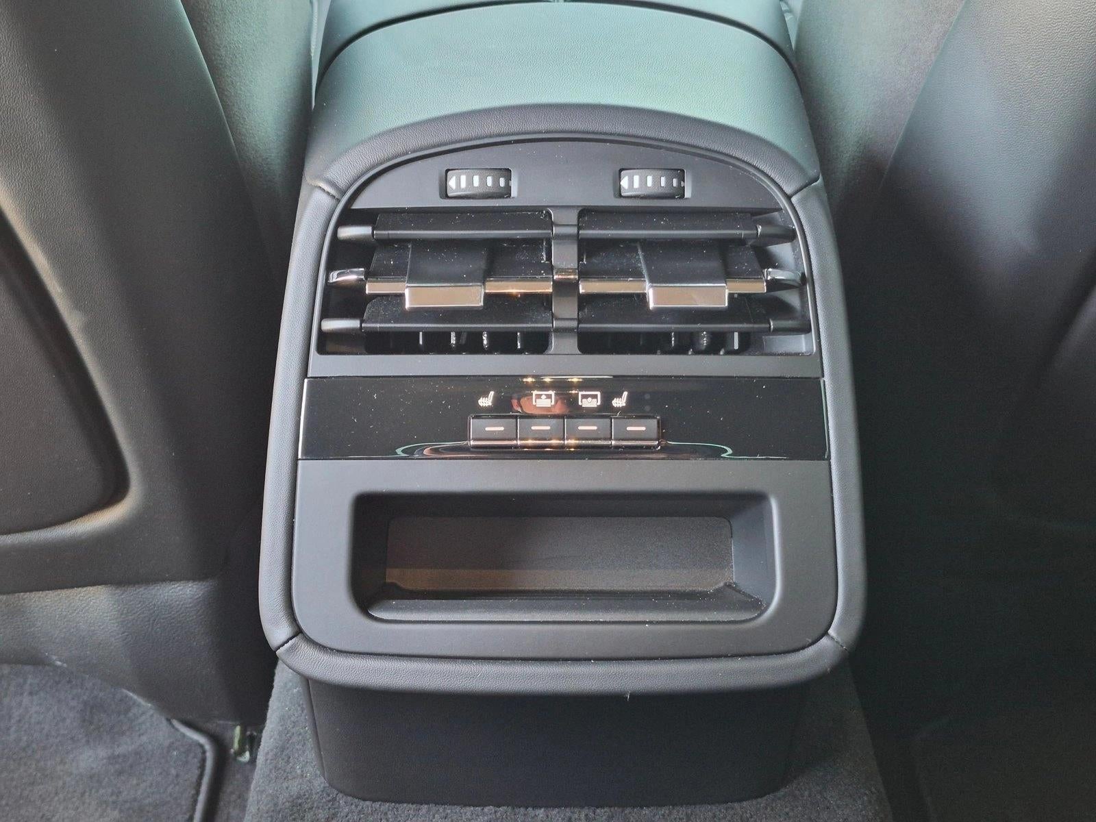 2022 Maserati Quattroporte Modena Q4 3.0L